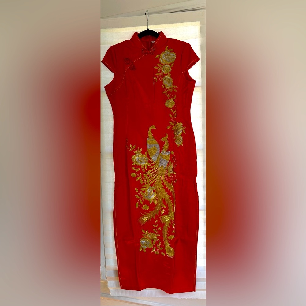 Qipao or cheongsam for wedding